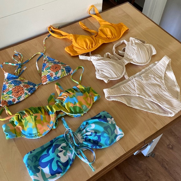 SHEIN bikini bundle! Great condition, florals, neutrals, &textured.  Adjustable - Picture 1 of 13